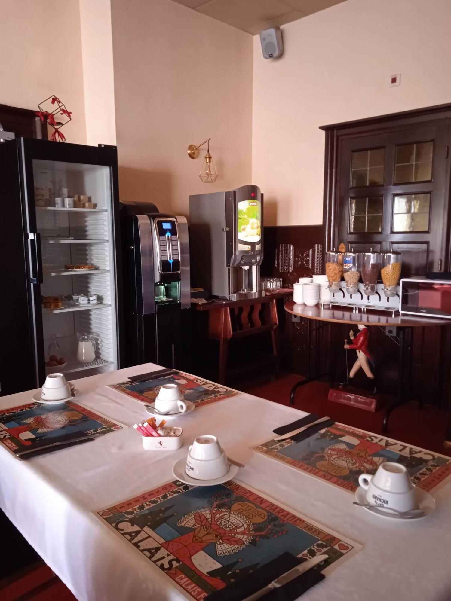 Metropol Hotel Calais Ngoại thất bức ảnh